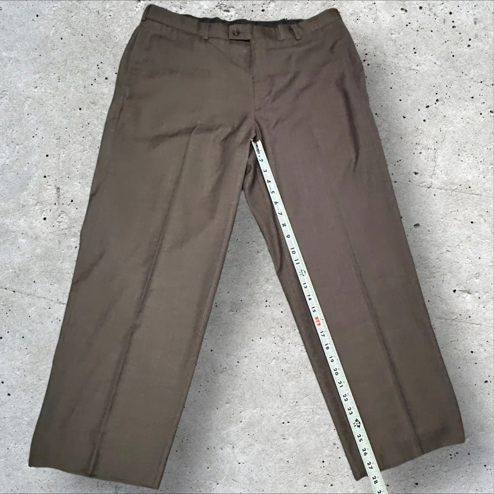Van Heusen Men's Dress‎ Pants Brown Plaid Check 38x29 Flat Front
